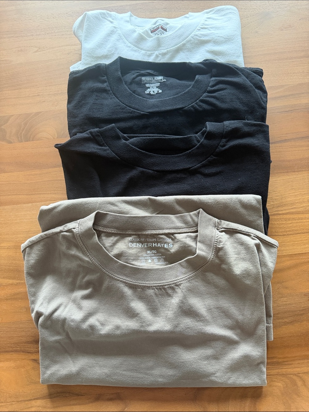 EUC 4 Men’s Shortsleeved Crew Neck Cotton Tshirts - White, Black & Tan. XL.